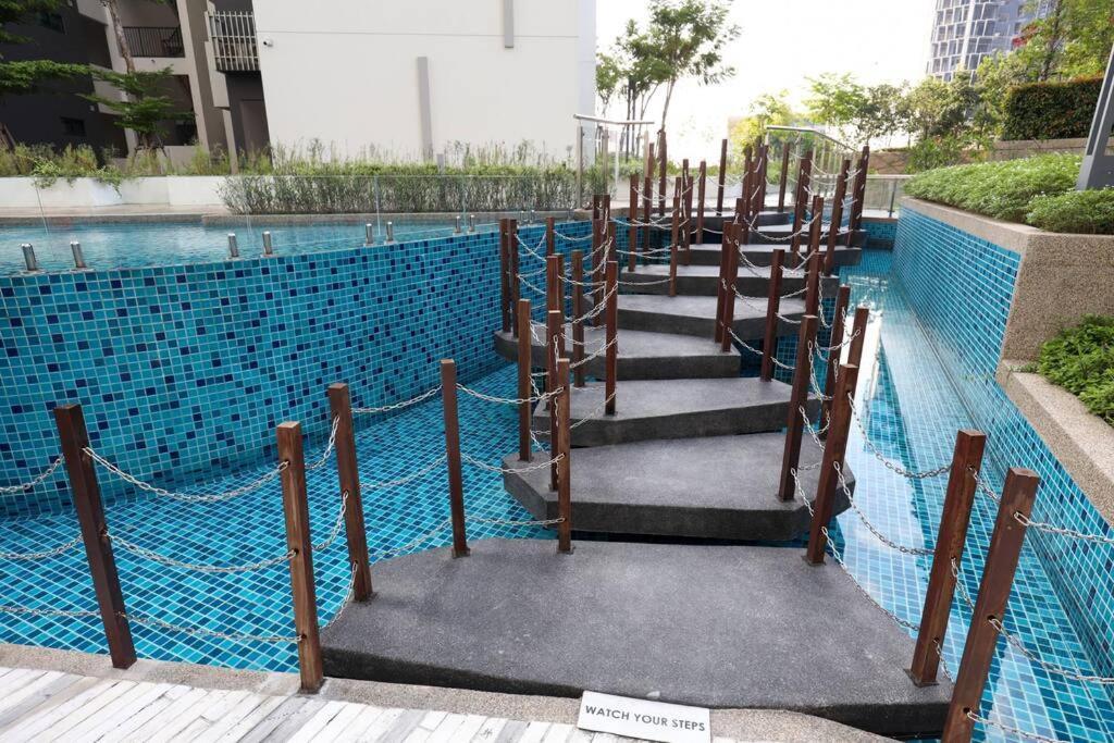 Elegant Homes 9Pax 5Bed Sunway Pyramid-Lagoon 2 Car Park Петалинг-Джая Экстерьер фото