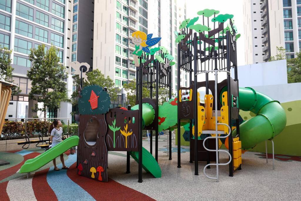 Elegant Homes 9Pax 5Bed Sunway Pyramid-Lagoon 2 Car Park Петалинг-Джая Экстерьер фото