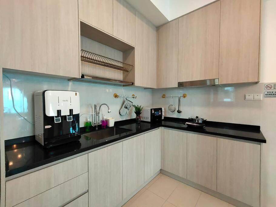 Elegant Homes 9Pax 5Bed Sunway Pyramid-Lagoon 2 Car Park Петалинг-Джая Экстерьер фото