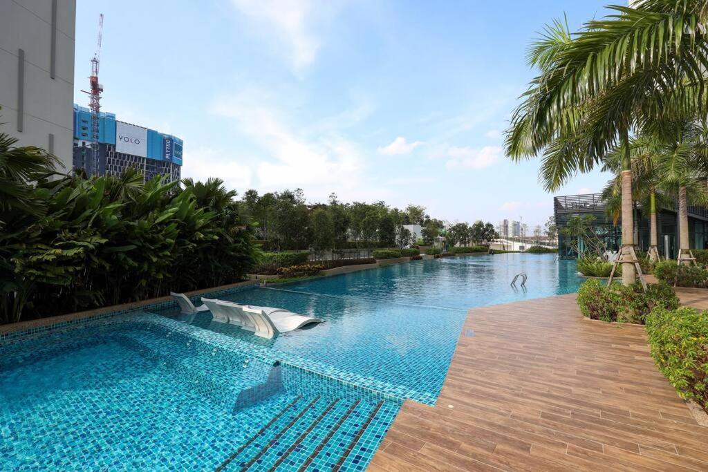Elegant Homes 9Pax 5Bed Sunway Pyramid-Lagoon 2 Car Park Петалинг-Джая Экстерьер фото